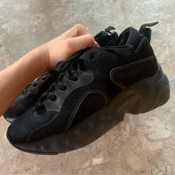 Acne‎ Studios Black Chunky Manhattan Sneakers - Picture 7 of 8